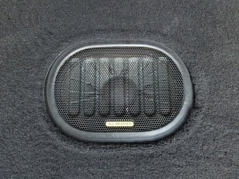 Used 2017 Jeep Wrangler Unlimited Sahara w/ Connectivity Group image 22