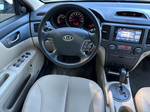 Used 2009 Kia Optima EX w/ Premium Pkg image 17