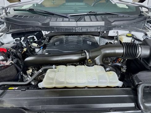 Certified 2022 Ford F150 Platinum w/ Equipment Group 701A High image 31