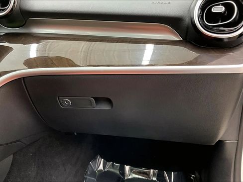 Certified 2023 Mercedes-Benz C 300 Sedan image 19