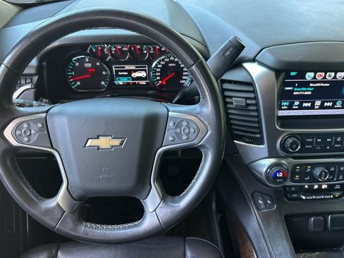 Used 2017 Chevrolet Tahoe LT AWD/4WD image 32