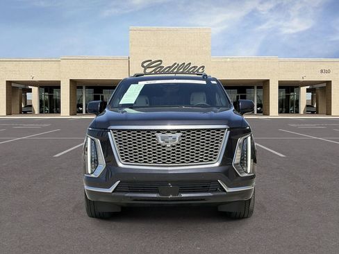 Certified 2026 Cadillac Escalade ESV Platinum Luxury w/ LPO, Radiant Package AWD/4WD image 2