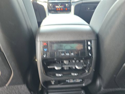 Used 2021 Jeep Grand Cherokee L Limited image 15