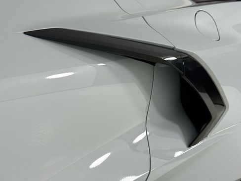 Used 2021 Chevrolet Corvette Stingray Preferred Conv w/ Z51 Performance Package image 28