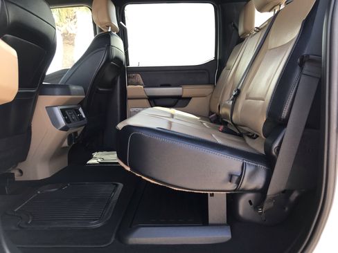 Used 2024 Ford F350 Lariat w/ Sport Appearance Package image 15