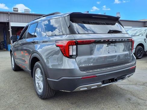 New 2026 Ford Explorer Active w/ Active Comfort Package RWD image 4