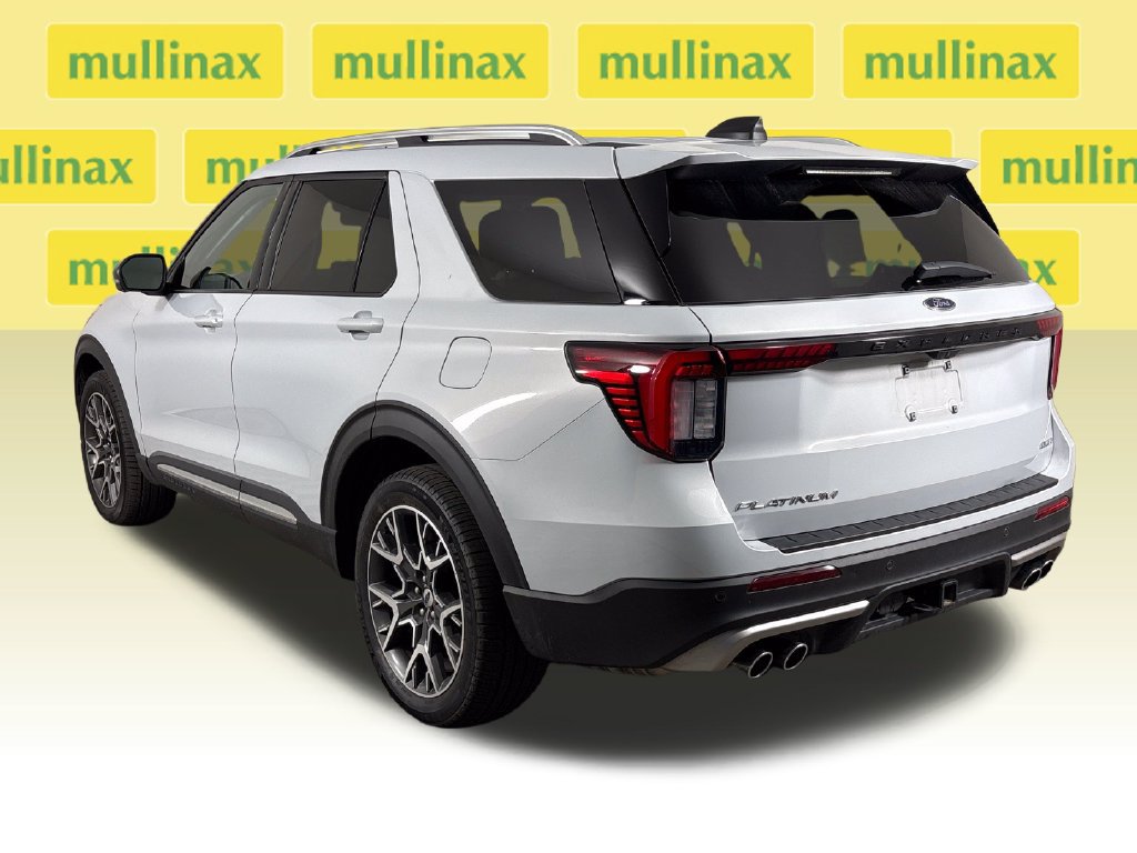 Used 2025 Ford Explorer Platinum w/ Ultimate Package AWD/4WD image 10