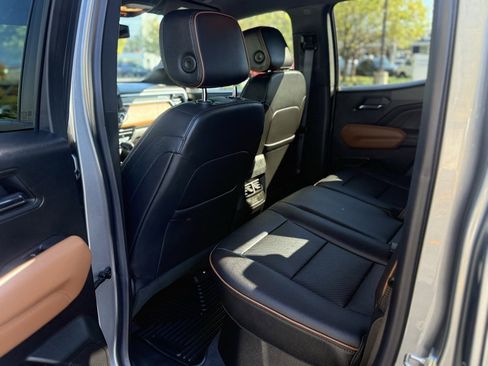 Used 2023 GMC Canyon AT4 w/ AT4 Premium Package image 15