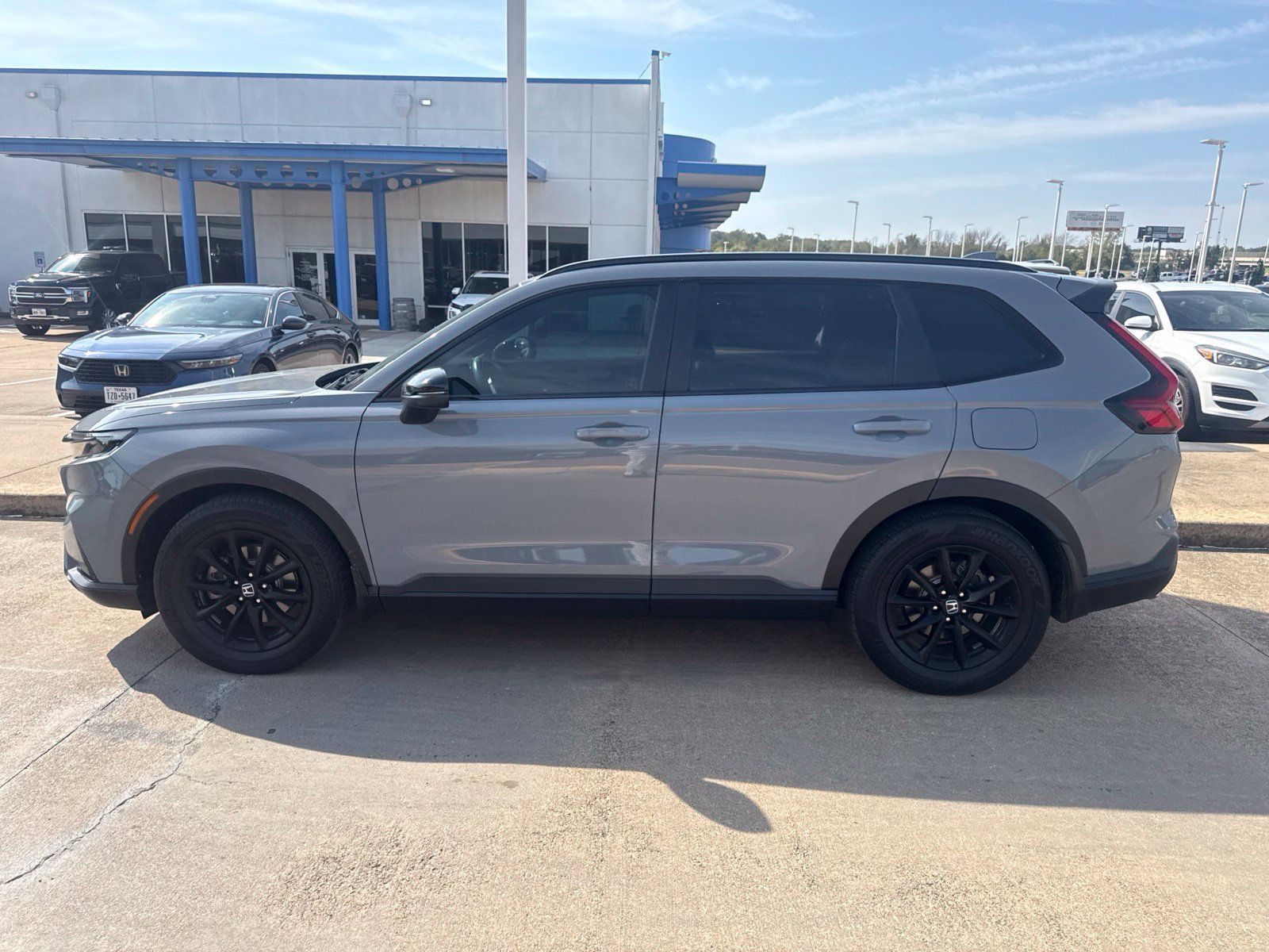 Used 2026 Honda CR-V Sport image 4