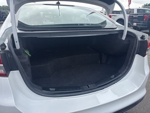 Used 2018 Ford Fusion SE image 30