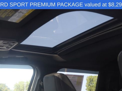 Used 2025 Toyota Tacoma TRD Sport w/ TRD Sport Premium Package AWD/4WD image 4