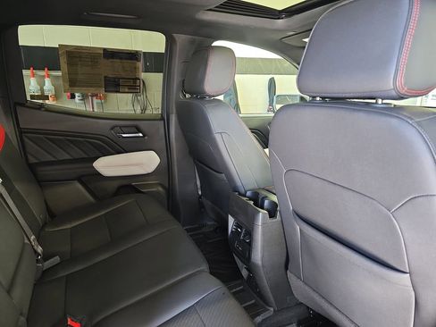 Used 2024 GMC Canyon AT4X image 11