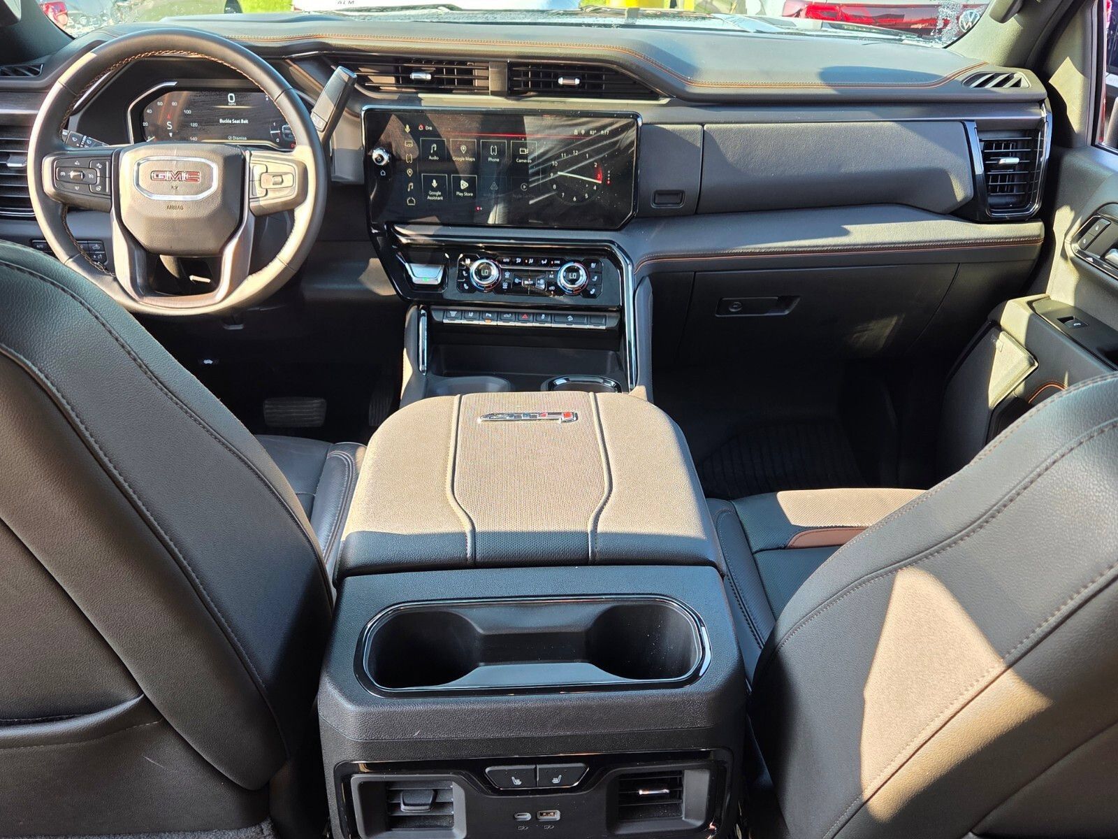 Used 2024 GMC Sierra 2500 AT4 w/ AT4 Premium Plus Package AWD/4WD image 8