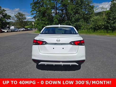 New 2025 Nissan Versa SV w/ Trunk Package image 4