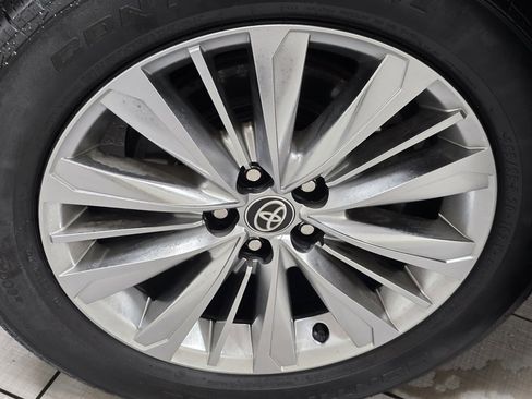 Used 2024 Toyota Grand Highlander Platinum image 12