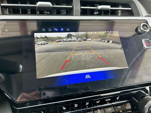 New 2027 Chevrolet Bolt LT w/ Comfort Package FWD image 15