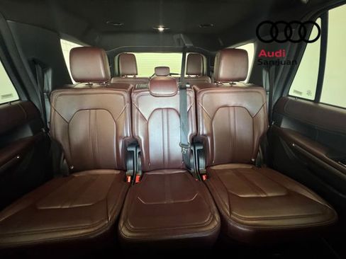 Used 2024 Ford Expedition Limited AWD/4WD image 14