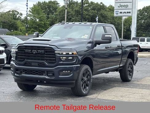 New 2026 RAM 2500 Laramie AWD/4WD image 31