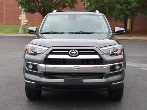 Used 2022 Toyota 4Runner Limited AWD/4WD image 31