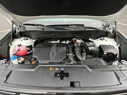 Used 2025 Hyundai Santa Fe Limited FWD image 24