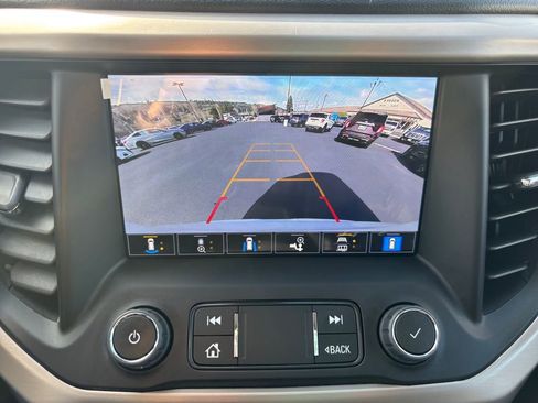 Used 2023 GMC Acadia Denali w/ Denali Ultimate Package AWD/4WD image 21