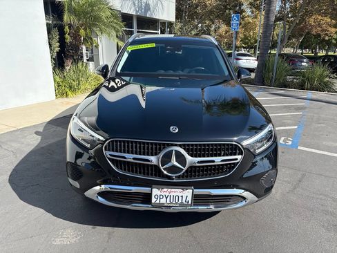 Used 2025 Mercedes-Benz GLC 350e 4MATIC image 2