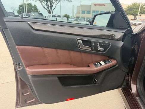 Used 2016 Mercedes-Benz E 350 Sedan image 9