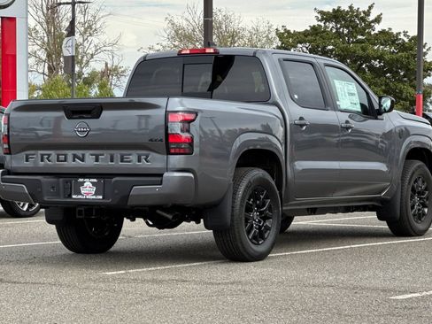 New 2026 Nissan Frontier SV w/ Tow Package AWD/4WD image 5