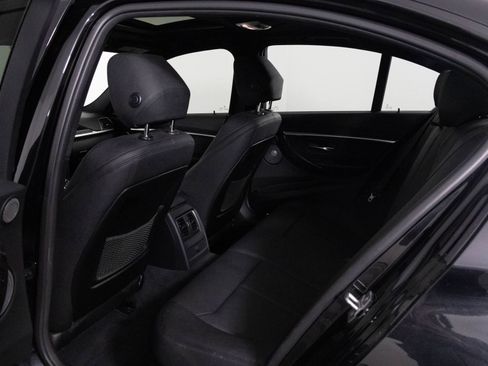 Used 2017 BMW 340i xDrive Sedan AWD/4WD image 30