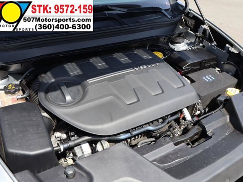 Used 2015 Jeep Cherokee Trailhawk AWD/4WD image 23