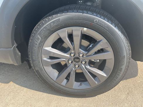 New 2026 Ford Explorer Active w/ Active Comfort Package AWD/4WD image 11