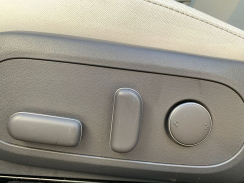 Used 2025 Hyundai Kona SEL image 23