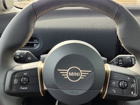 Used 2025 MINI Cooper S image 23