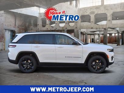 New 2025 Jeep Grand Cherokee Limited w/ Luxury Tech Group II