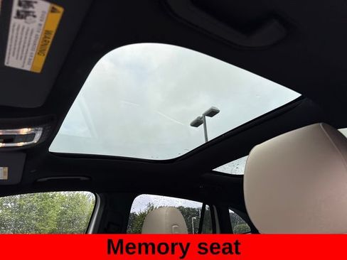 Used 2025 Mercedes-Benz GLA 250 4MATIC image 20