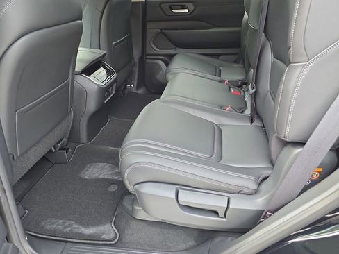New 2026 Nissan Armada SV AWD/4WD image 18