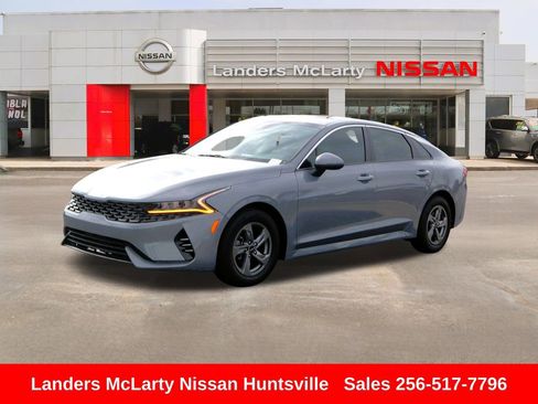 Used 2023 Kia K5 LXS FWD image 9