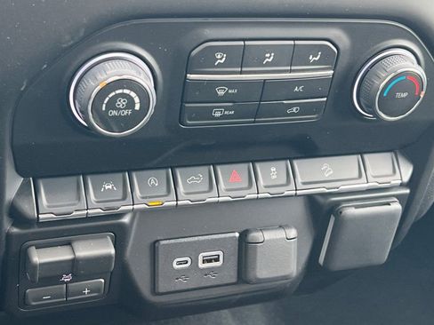 New 2026 Chevrolet Silverado 1500 Custom Trail Boss AWD/4WD image 16