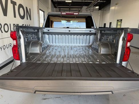 Used 2025 Chevrolet Silverado 1500 Custom Trail Boss image 32