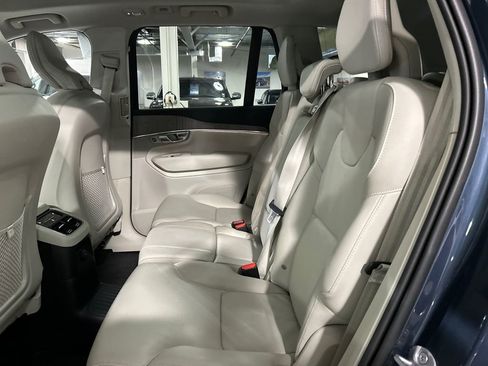 Certified 2024 Volvo XC90 T8 Plus AWD/4WD image 22
