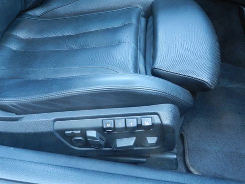 Used 2012 BMW 650i Coupe image 30