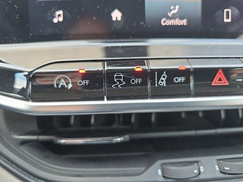 Used 2022 Jeep Compass Limited image 29