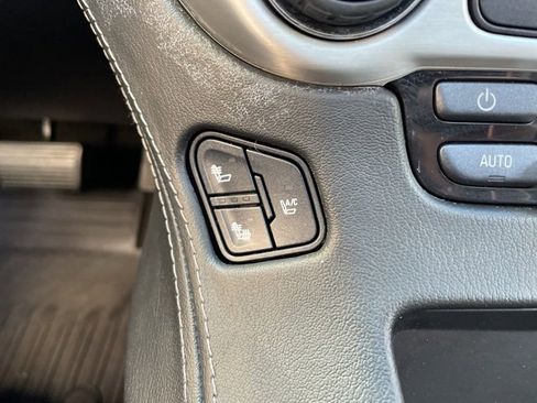 Used 2016 GMC Yukon SLT w/ Premium Edition image 29