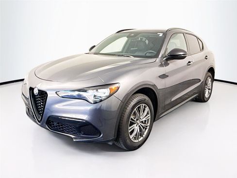 Used 2024 Alfa Romeo Stelvio Sprint image 1