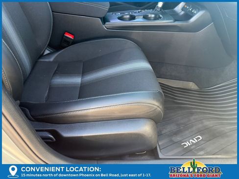 Used 2025 Honda Civic Sport image 10