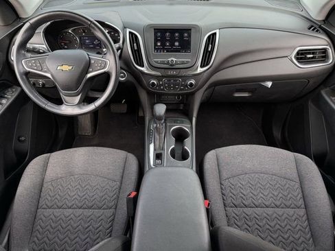 Used 2022 Chevrolet Equinox LT image 11