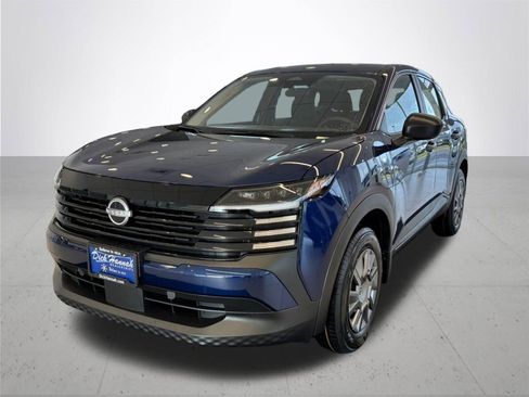 New 2026 Nissan Kicks S image 2