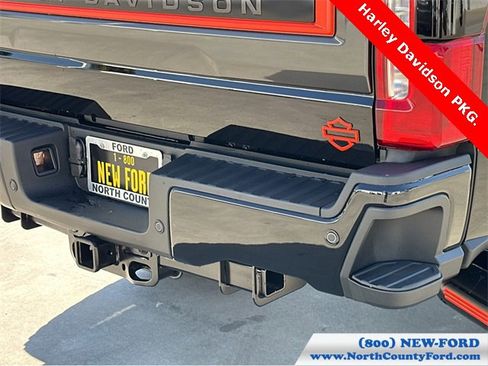 New 2026 Ford F250 Lariat w/ Black Appearance Package image 22