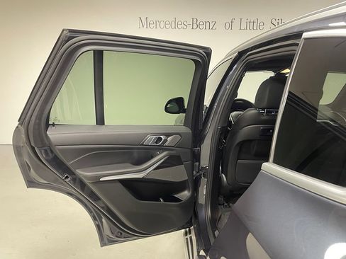 Used 2021 BMW X5 xDrive40i w/ Premium Package AWD/4WD image 23