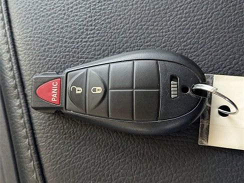 Used 2024 RAM 1500 Classic SLT image 30